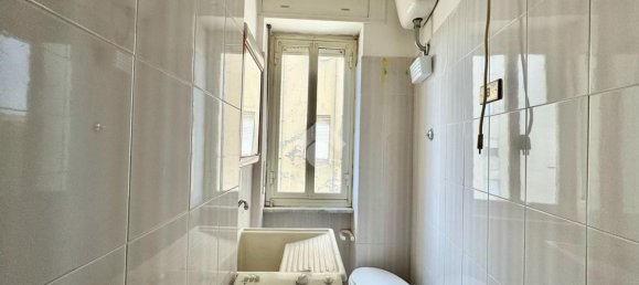 3-salle Appartement à Viterbo, Italy No. 303794 16