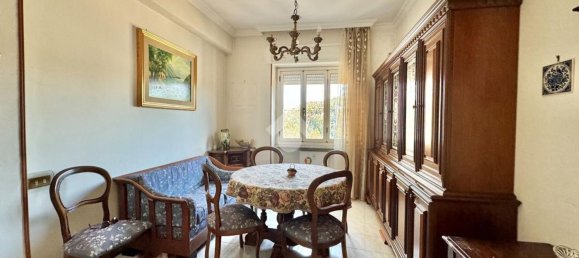 3-salle Appartement à Viterbo, Italy No. 303794 8