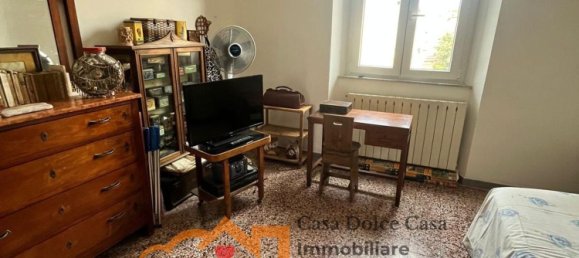 Квартира с 4 комнатами в Пьомбино, Италия № 290694 6