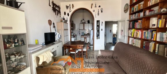 Квартира с 4 комнатами в Пьомбино, Италия № 290694 2