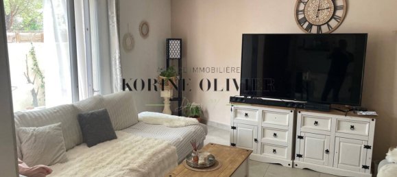 2 bedrooms House in Pertuis, France No. 360944 8