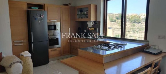 Penthouse T2 em Munxar, Malta N.º 5530 5
