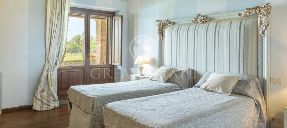 7 bedrooms House in Tuoro sul Trasimeno, Italy No. 54178 43