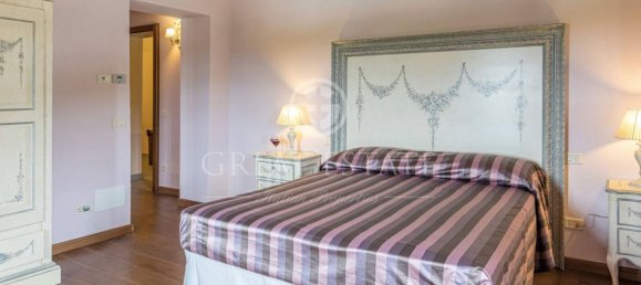 7 bedrooms House in Tuoro sul Trasimeno, Italy No. 54178 36