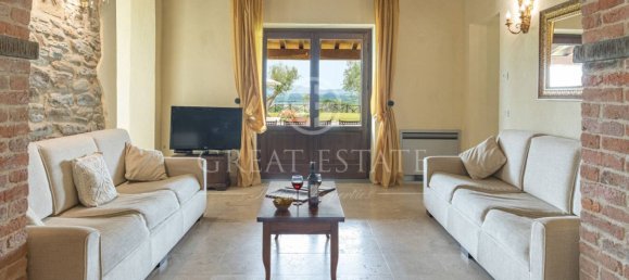 7 bedrooms House in Tuoro sul Trasimeno, Italy No. 54178 30