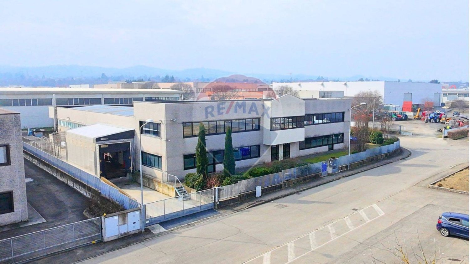 1400m² Warehouse in Traversetolo, Italy No. 310291