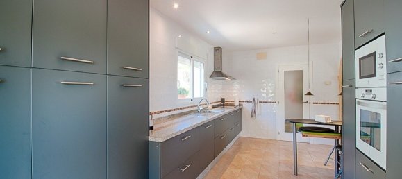 4 bedrooms Villa in Moraira, Spain No. 8333 17