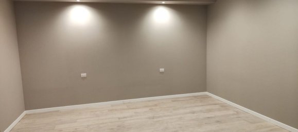 3 Schlafzimmer Wohnung in Milan, Italy, Nr. 360732 5
