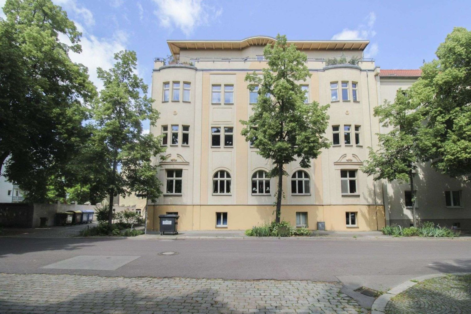 Квартира с 3 спальнями в Магдебург, Германия № 272419