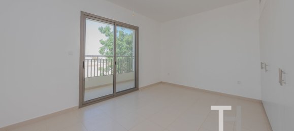 3 Schlafzimmer Stadthaus in Town Square, UAE, Nr. 95945 8