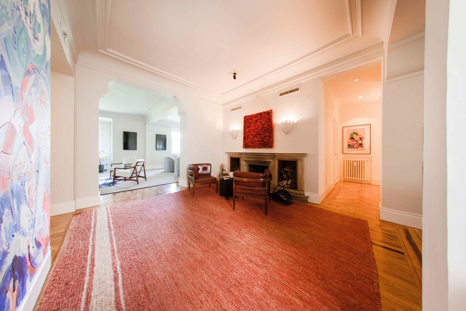 5 bedrooms Apartment in Madrid, Spain No. 250682