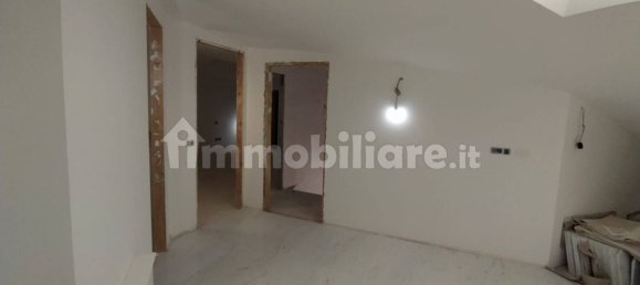 3 Schlafzimmer Penthouse in Frosinone, Italy, Nr. 342553 27