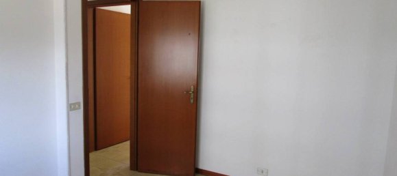 4 rooms Apartment in Ragusa, Italy No. 381985 6