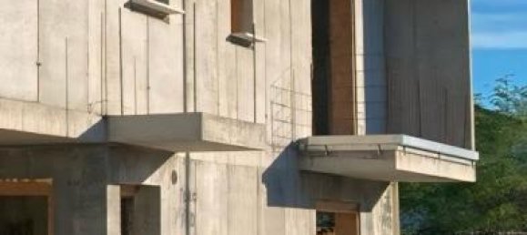 4 rooms House in Resana, Italy No. 128506 20