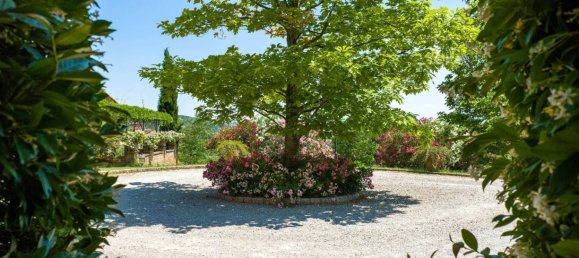 4 bedrooms Villa in Perugia, Italy No. 68582 10