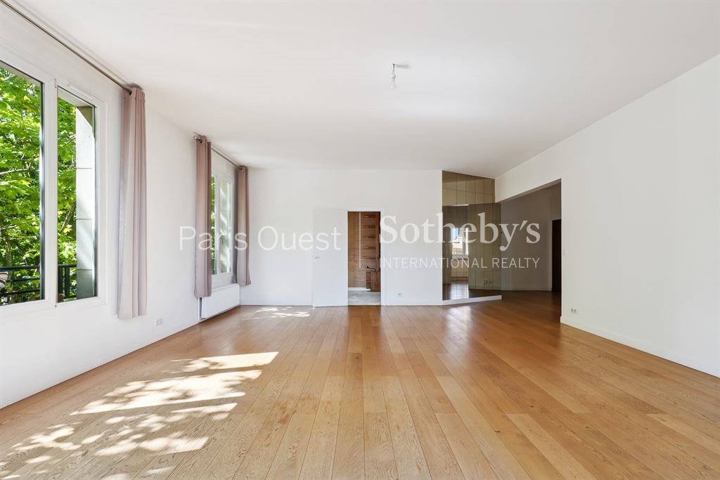 3 غرف نوم شقة في Neuilly-sur-Seine, France رقم 347926