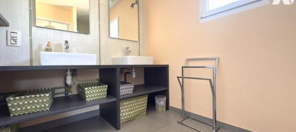 5 bedrooms Villa in La Motte, France No. 345112 10