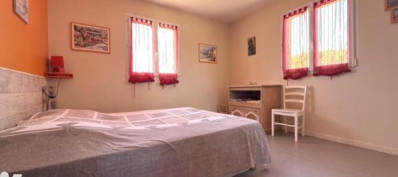 5 bedrooms Villa in La Motte, France No. 345112 9