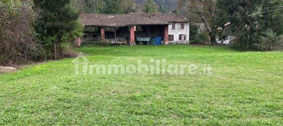 Casa de 4 dormitorios en Montesegale, Italy No. 72981 2