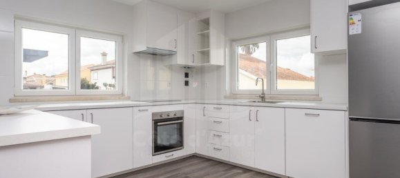 3 bedrooms Villa in Setubal, Portugal No. 103065 20