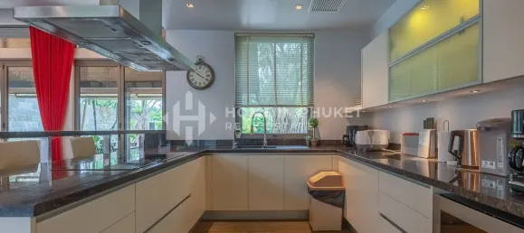 4 bedrooms House for sale in Phuket, Southern Thailand, Thailand № 67485 11