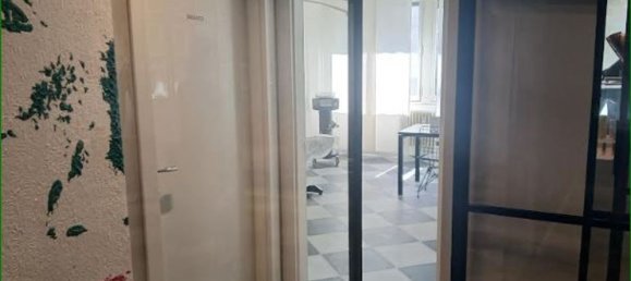 6 rooms Apartment in Padua, Italy No. 61065 2