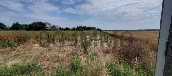 1149m² Land in Etampes, France No. 192075 5