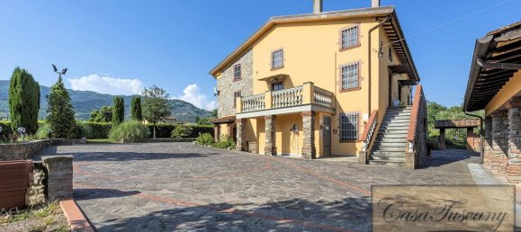 8 غرف نوم فيلا في Capannori, Italy رقم 335 3