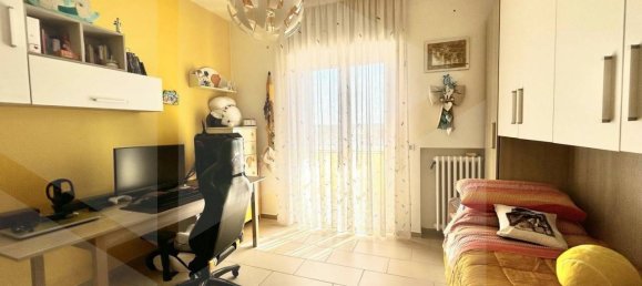 3 chambres Appartement à Bitritto, Italy No. 32453 29