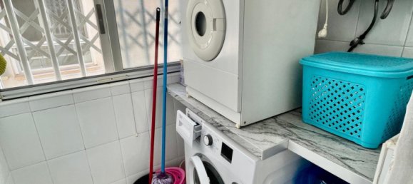 Apartamento de 3 dormitorios en Alicante, Spain No. 180569 25