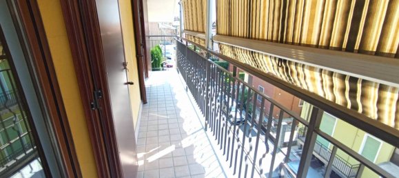 2 bedrooms Apartment in Cinisello Balsamo, Italy No. 272607 4