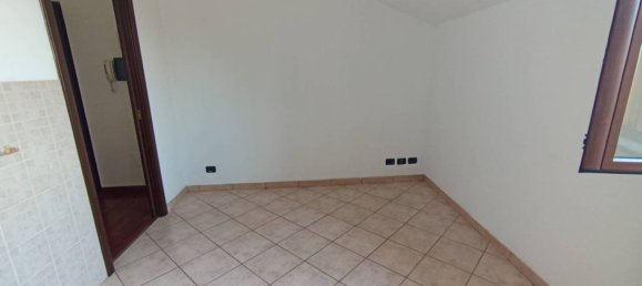 2 bedrooms Apartment in Cinisello Balsamo, Italy No. 272607 9