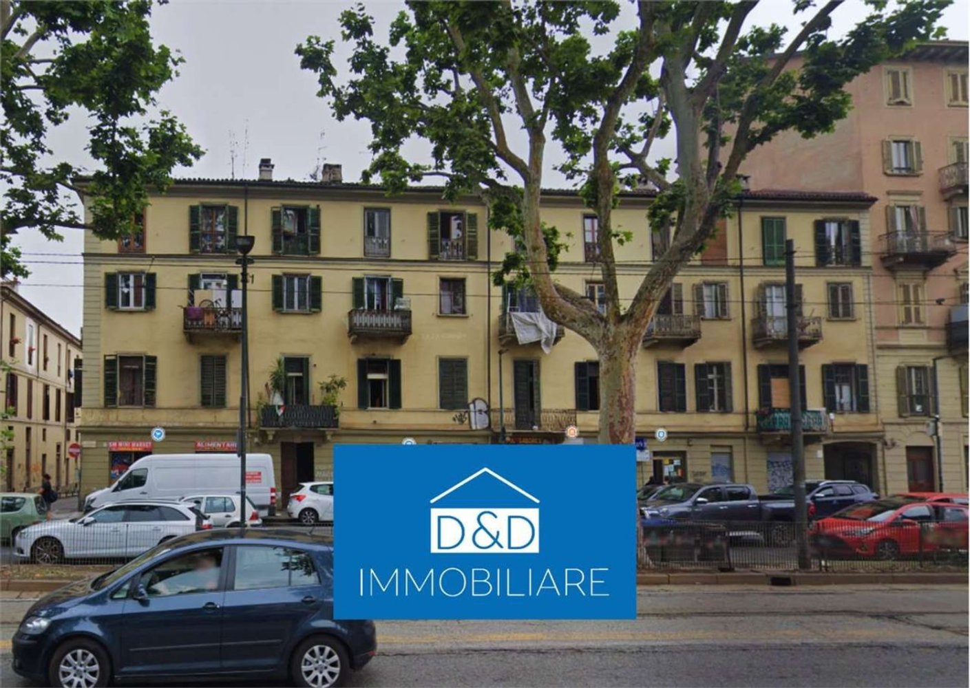 2 rooms Apartment in Turin, Italy No. 10309