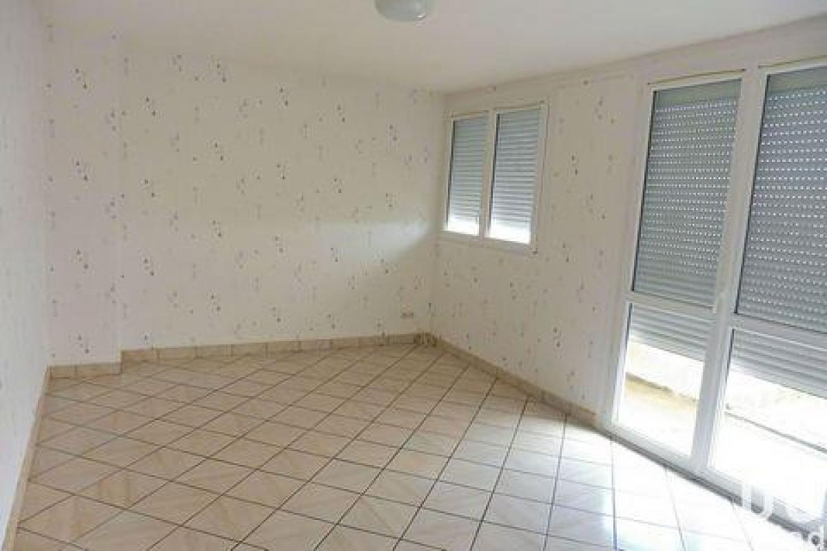 3 Schlafzimmer Eigentumswohnung in Cholet, France, Nr. 30439