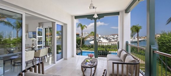 3 bedrooms Villa in Limassol, Cyprus No. 10090 8