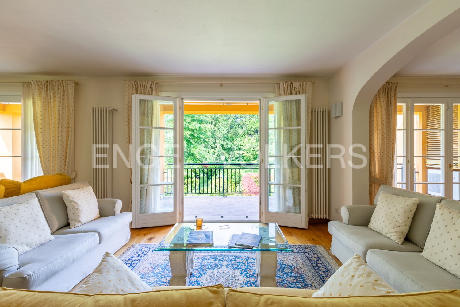 2 غرف نوم شقة في Agrate Conturbia, Italy رقم 128027