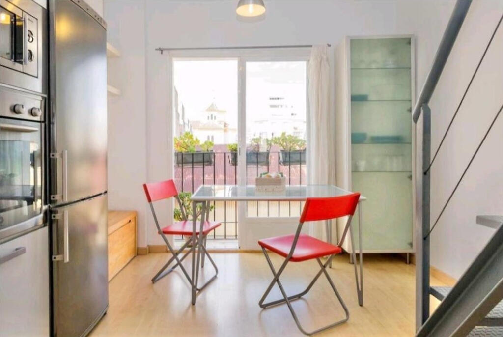 1 غرف نوم منزل ذو طابقين في Malaga, Spain رقم 185704