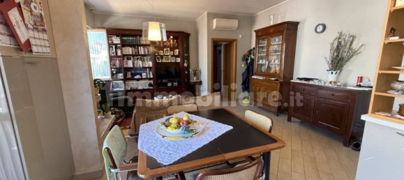 Квартира с 2 спальнями в Боволоне, Италия № 289590 9