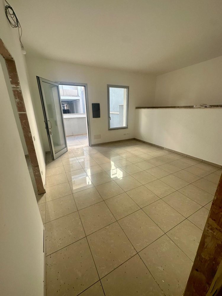 Apartamento T5 em Olbia, Italy N.º 319298