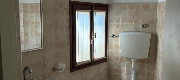 Oficina en Verona, Italy 48 m² No. 275712 12