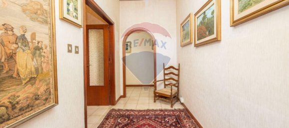 6 rooms Apartment in Catania, Italy No. 156849 3