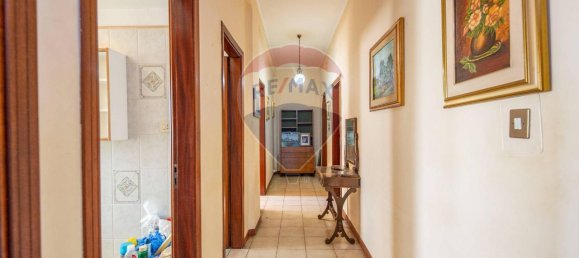 6 rooms Apartment in Catania, Italy No. 156849 16