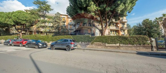 6 rooms Apartment in Catania, Italy No. 156849 2