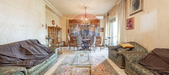 6 rooms Apartment in Catania, Italy No. 156849 4