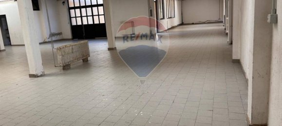 Дом с 6 комнатами в Бусто Арсицио, Италия № 262461 39