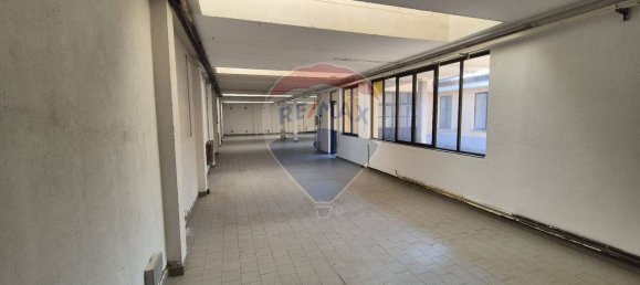 Дом с 6 комнатами в Бусто Арсицио, Италия № 262461 40