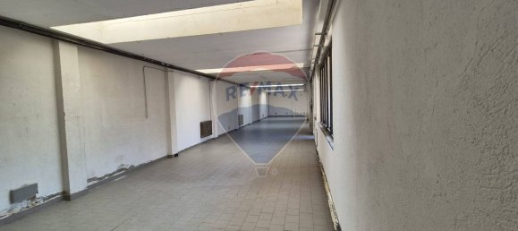 Дом с 6 комнатами в Бусто Арсицио, Италия № 262461 43