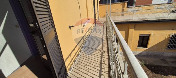 Дом с 6 комнатами в Бусто Арсицио, Италия № 262461 32