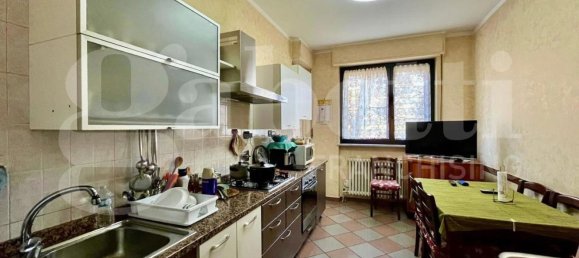 4 rooms Apartment in Orbassano, Italy No. 137644 3