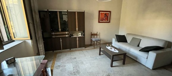 3-Zimmer Wohnung in Nocera Inferiore, Italy, Nr. 8043 8